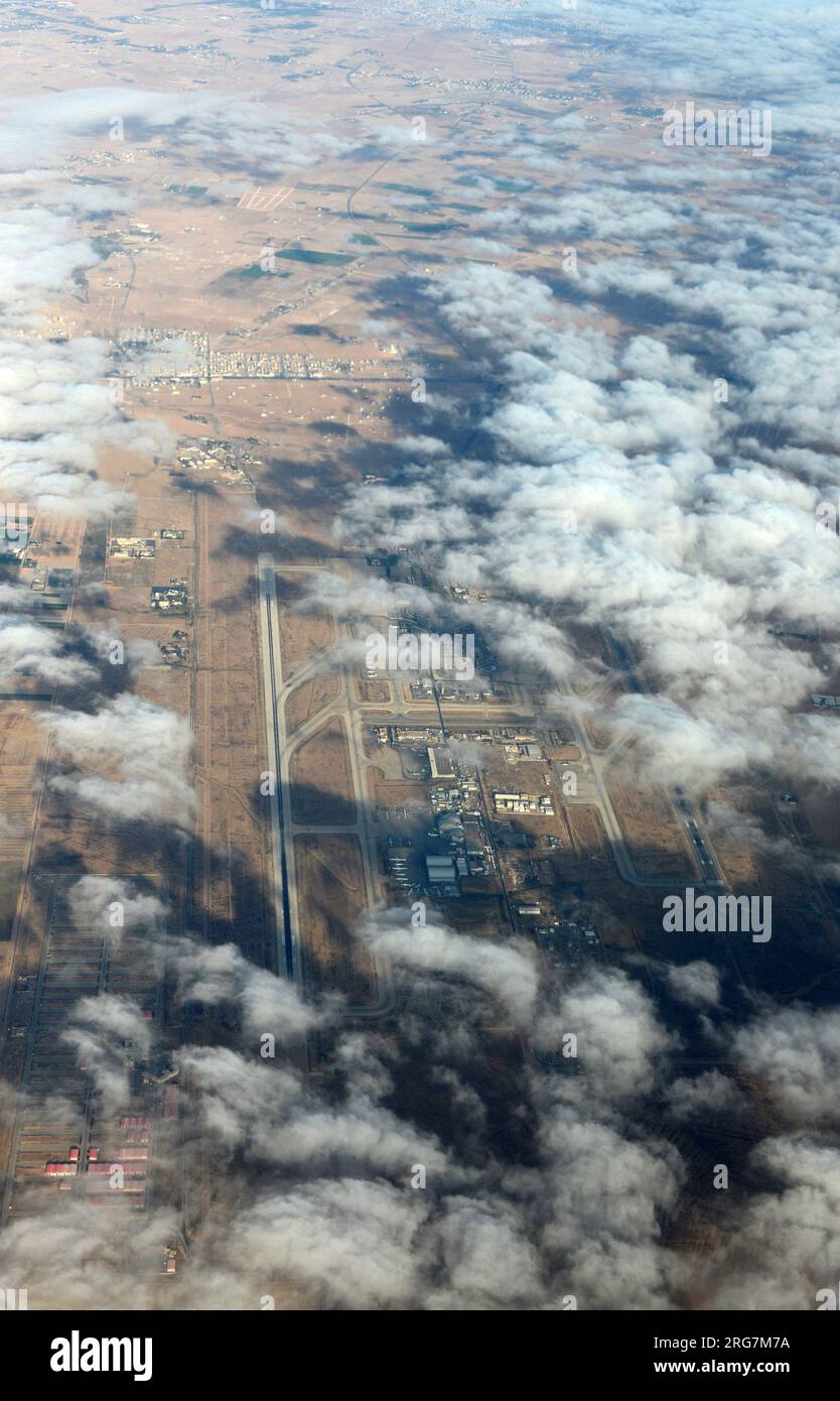 Luftaufnahme des internationalen Flughafens Queen Alia in Jordanien. Stockfoto