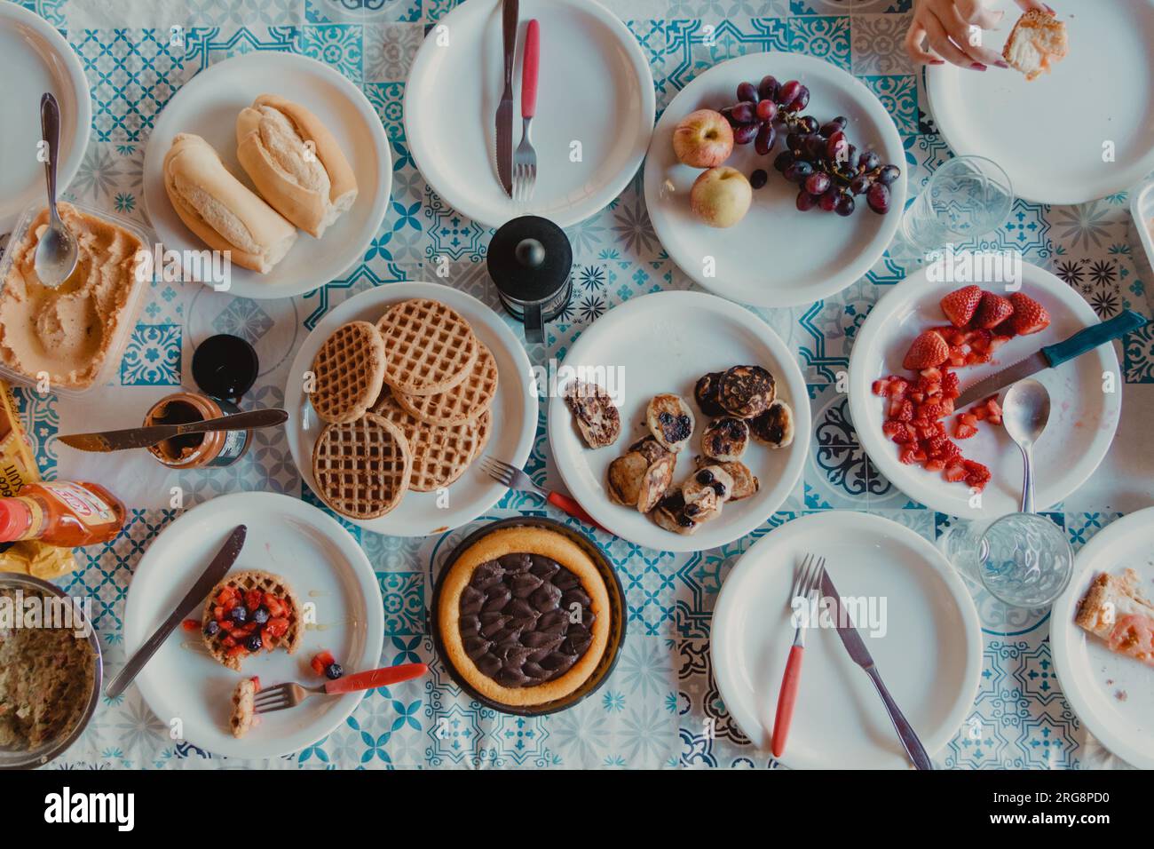 Verschiedene Frühstückstische Stockfoto
