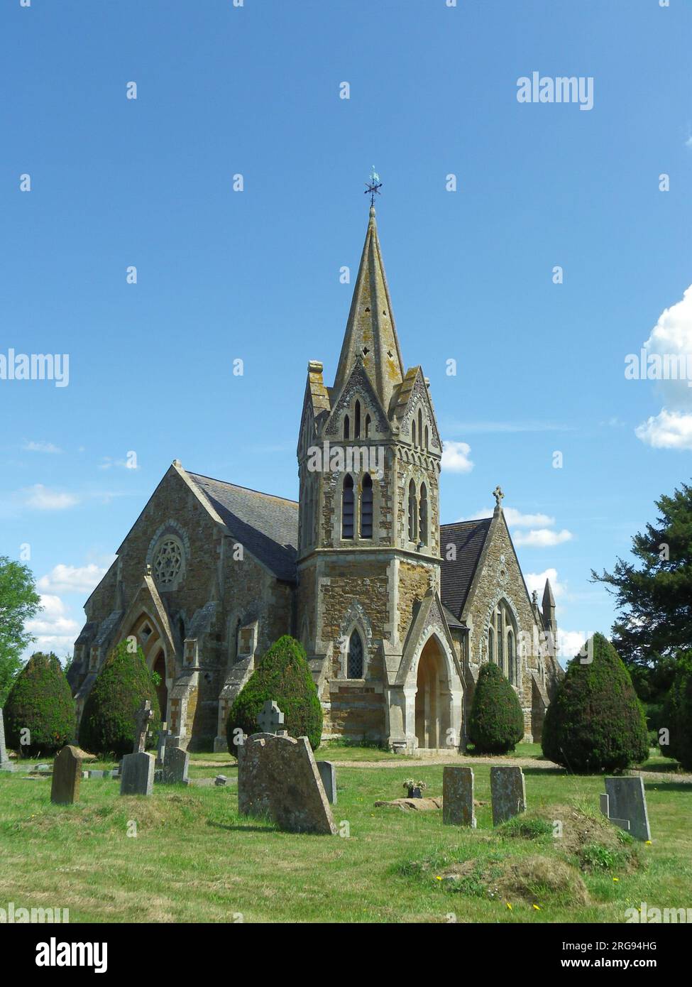 St. John the Baptist Church, Lower Shuckburgh, Warwickshire. Es wurde nach einem Brand im Jahr 1864 wieder aufgebaut. Stockfoto