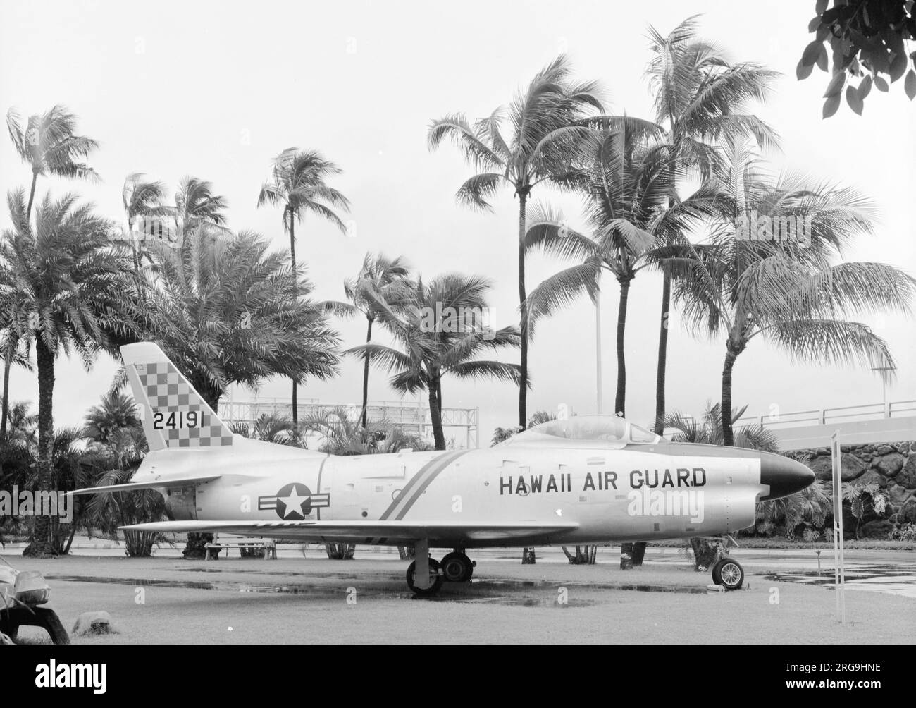 Hawaii Air National Guard Nordamerikanische F-86L 52-4191 (msn 190-594) im Pacific Aviation Museum, Honolulu, Hi. Der 4191 wurde als nordamerikanischer F-86D-45-NA Sabre gebaut und später in den F-86L-Standard umgewandelt. Stockfoto
