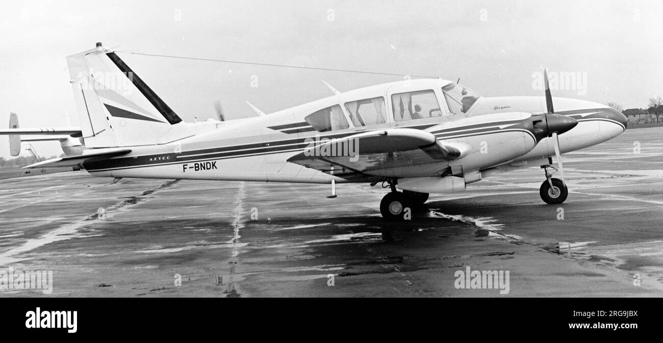 Piper Aztec F-BNDK Stockfoto