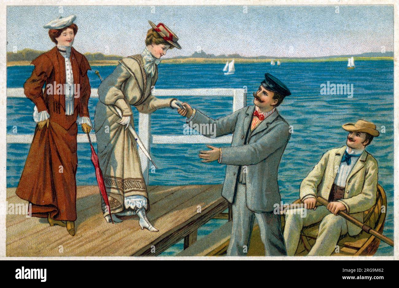 Ritterlichkeit - Ein Gentleman hilft einer Dame beim Einsteigen in ein kleines Ruderboot - 1900er Amerika. Stockfoto