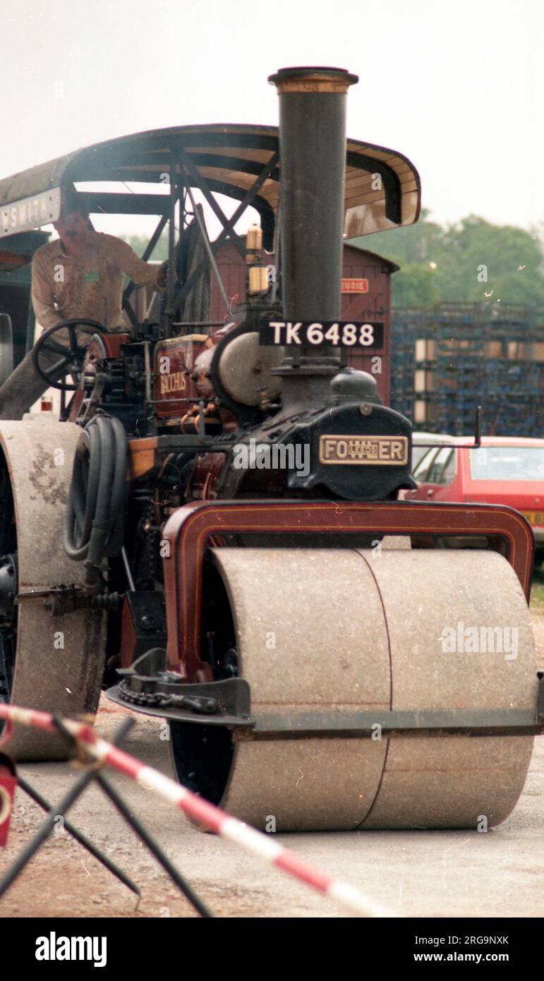 Hersteller: John Fowler & Co. Aus Leeds. Typ: Road Roller Number: 19049 Built: 1931 Zulassung: TK 6488 Klasse: DNA Cylinders: Single Name: Bacchus Stockfoto