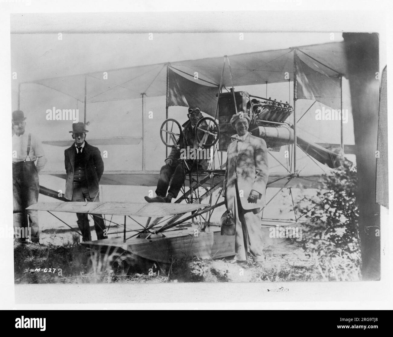 Curtiss 1911 Hydro 2-Sitzer, mit zwei Bedienelementen. Stockfoto