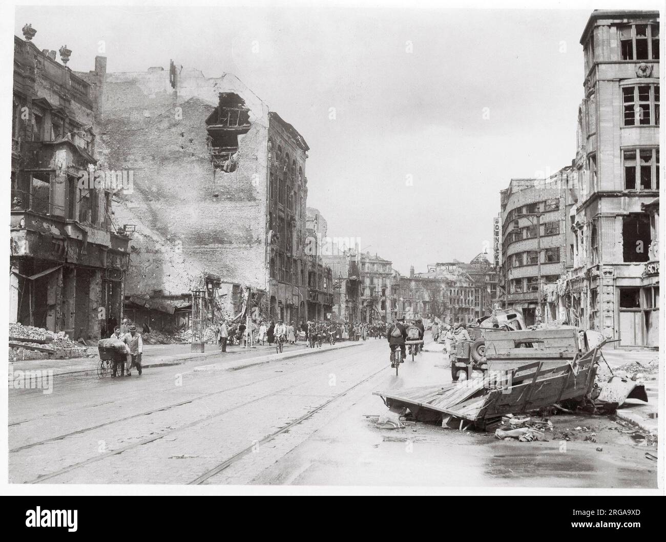Pläne Der Alliierten Für Deutschland Nach 1945 Potsdamer plaz berlin 1945 -Fotos und -Bildmaterial in hoher Auflösung