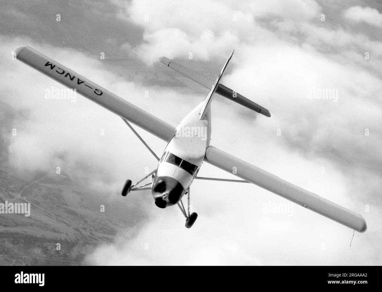 De Havilland Canada DHC.3 Otter G-ANCM (msn 17), eingetragen bei de Havilland Aircraft Company Ltd., Hatfield, Vereinigtes Königreich. Vom 31. Juli 1953 für den Betrieb als europäischer Demonstrator. Später im März 1957 als im-1057 an die indische Luftwaffe geliefert. Stockfoto