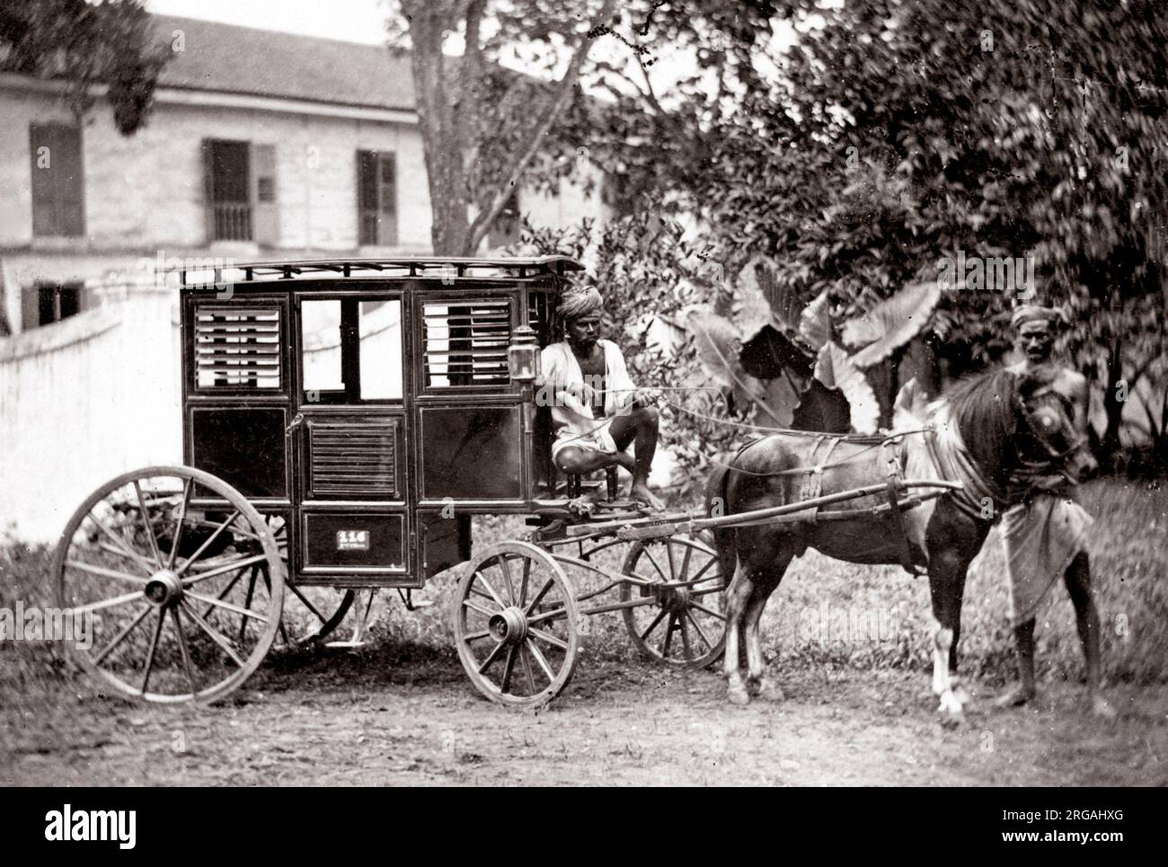 C. 1880 Indien - pony hackney Wagen mit Fahrer und Begleiter Stockfoto