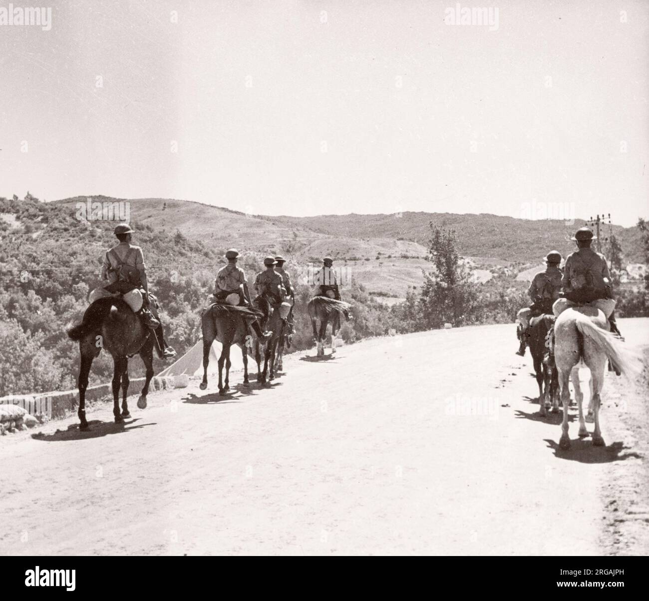 1943 Syrien - Trans-Jordan oder Trans-Jordanian Frontier Force TJFF Armeeregimentfoto eines britischen Armeeanwärters, der während des Zweiten Weltkriegs in Ostafrika und dem Nahen Osten stationiert war Stockfoto