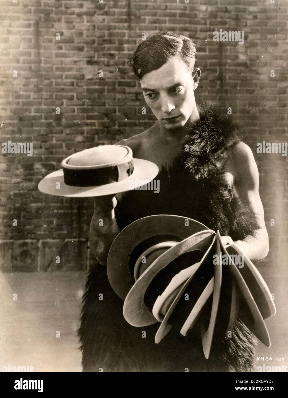 Buster Keaton in der Stille Film drei Altersgruppen, vintage Pressefoto Stockfoto