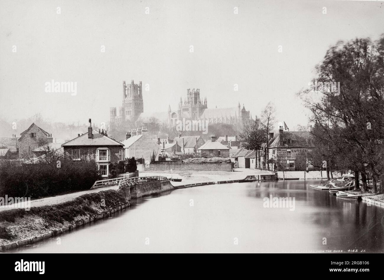 19. Jahrhundert Vintage-Foto: Ely Kathedrale, Cambridgeshire, aus dem Fluss Ouse. Stockfoto