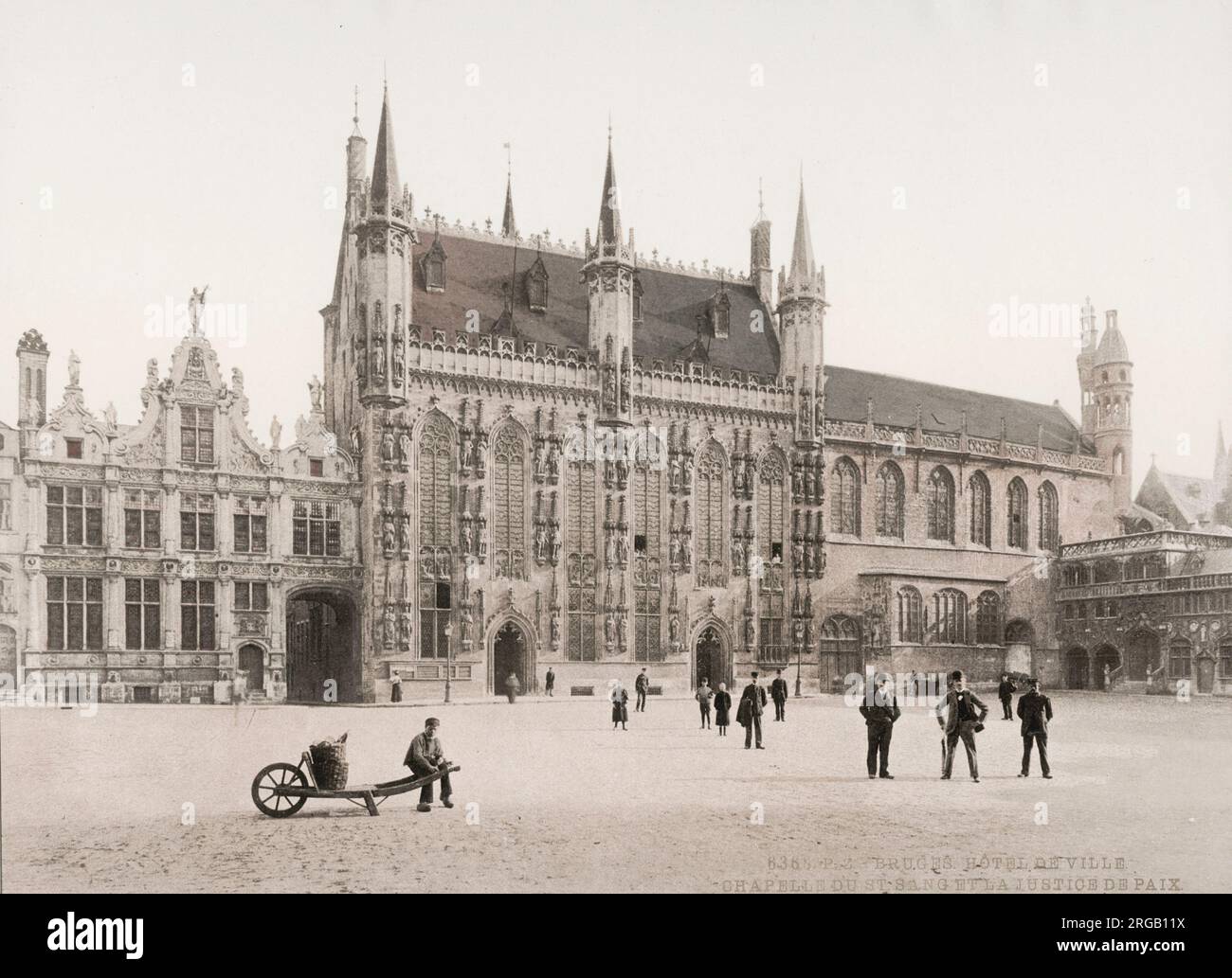 Vintage-Foto des 19. Jahrhunderts: Hotel de ville, Brügge, Belgien Stockfoto