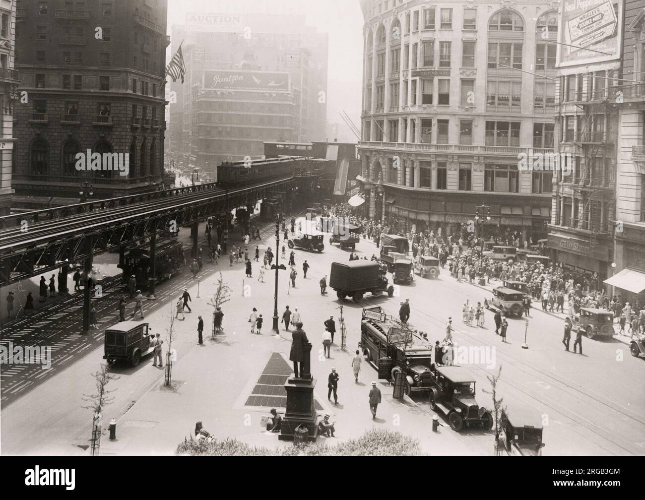 Vintage Anfang 20th Jahrhundert Pressefoto: 6th Avenue, 33rsd St, El Zug, Manhattan, New York, 1920er Jahre. Stockfoto
