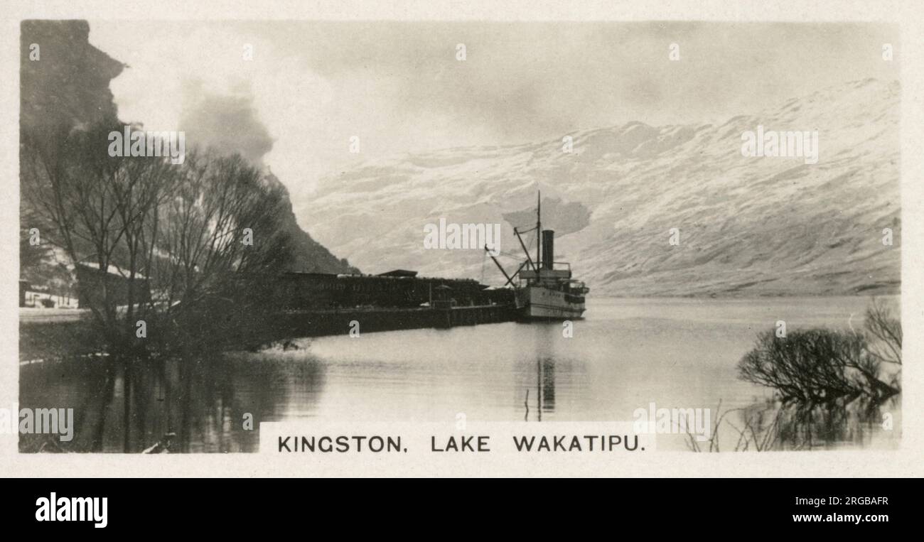 Neuseeland - Kingston, Lake Wakatipu, am südlichen Ende des Sees, wo die Dampfer mit der Eisenbahn verbunden sind. Der See ist 50 km lang und von schneebedeckten Bergen umgeben. Stockfoto