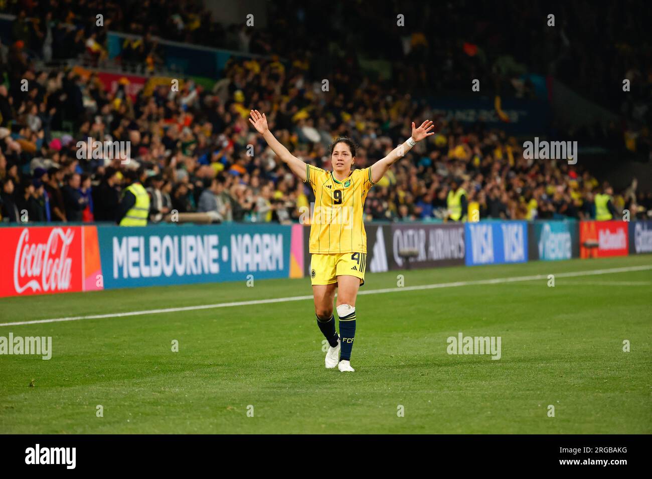 Melbourne, Australien. 08. Aug. 2023. Diana Ospina Garcia aus Kolumbien zeigt der Menge nach dem FIFA Women's World Cup Australien & Neuseeland 2023. Runde 16 zwischen Kolumbien und Jamaika im Melbourne Rectangular Stadium. Columbia gewann das Spiel 1-0. (Foto: George Hitchens/SOPA Images/Sipa USA) Guthaben: SIPA USA/Alamy Live News Stockfoto