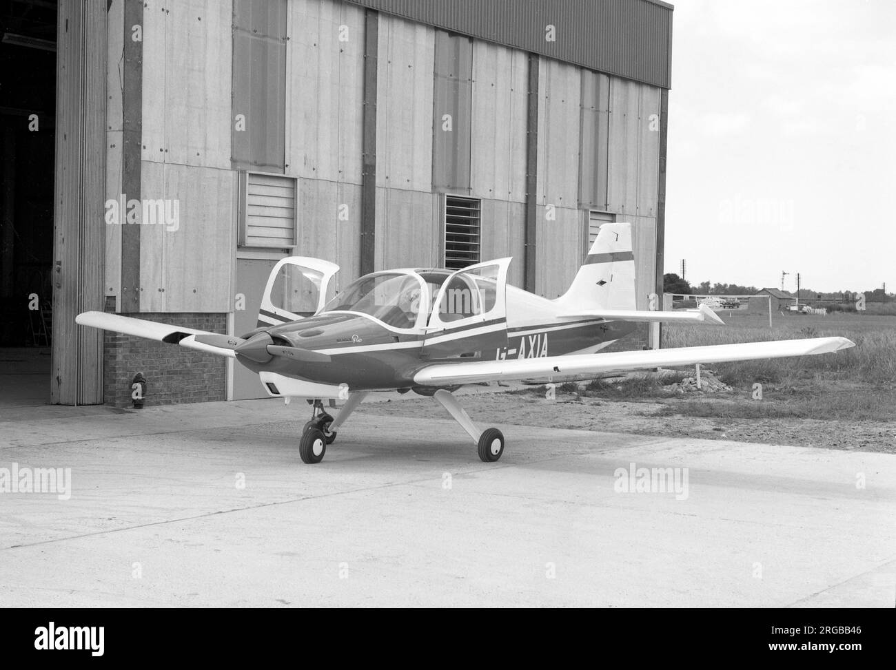 Beagle B.121 Pup Series 1 / 100 G-AXIA (msn B121-078), fast fertig gestellt am Flughafen Shoreham, ca. April 1969. Stockfoto