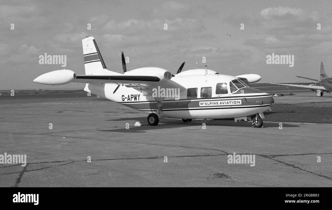 Piaggio P.166AL-1 Portofino G-APWY (msn 362/11) aus McAlpine, RAF St. Mawgan/Newquay Airport im Juli 1967. Stockfoto