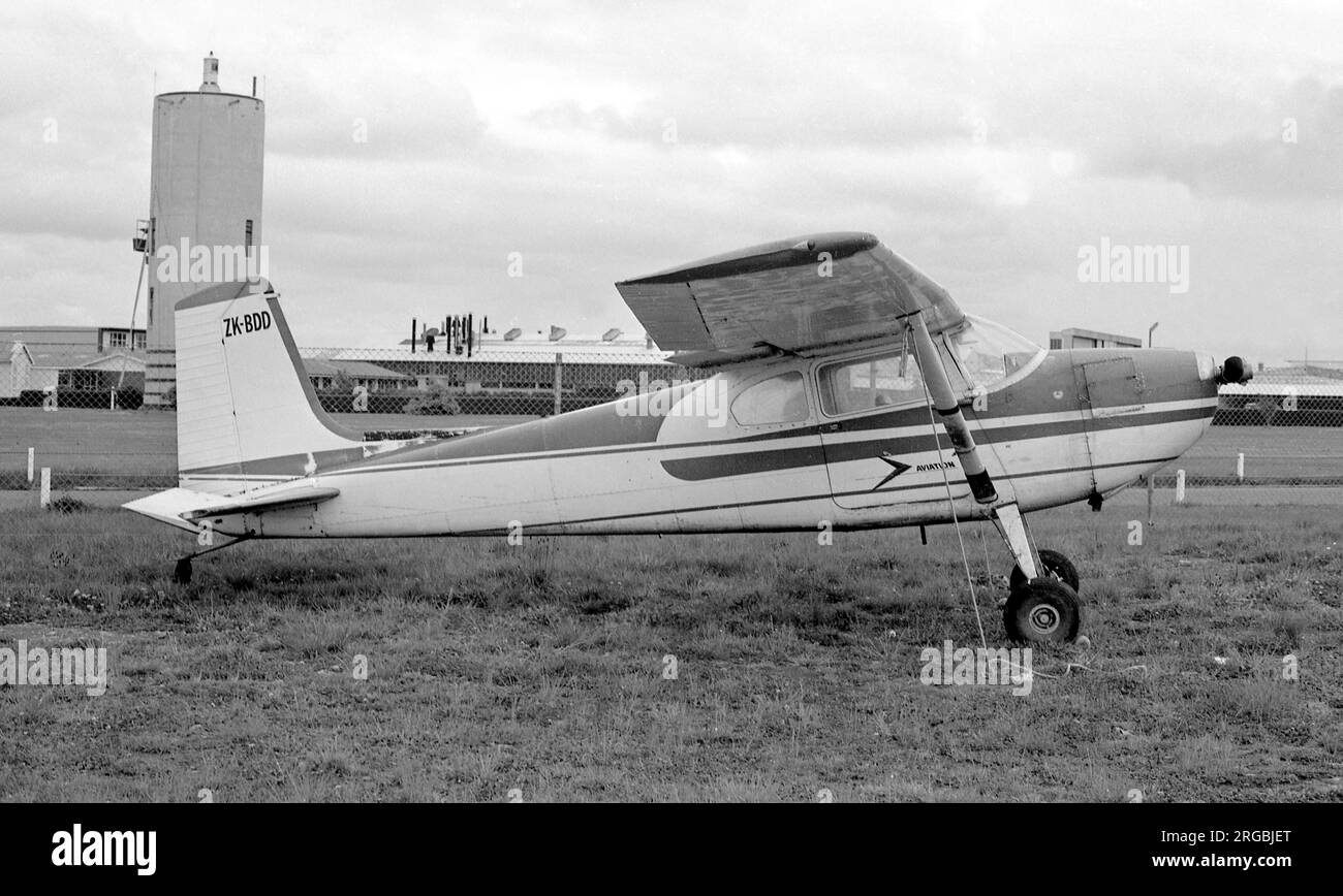 Cessna 180 ZK-BDD (msn 30463). Stockfoto