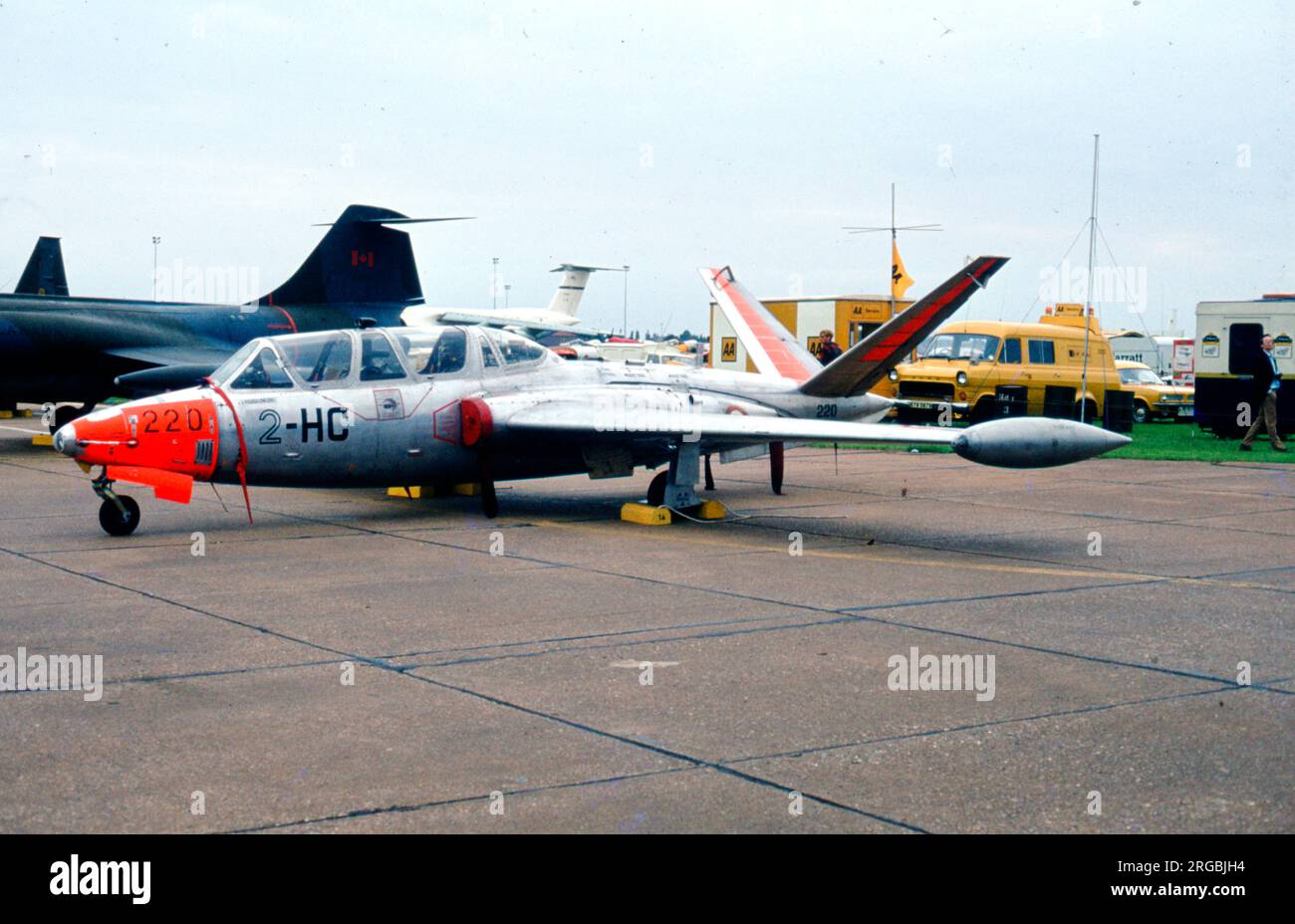 Armee de l'Air - Fouga CM.170 Magister 220 / 2-HC, auf der RAF Fairford im Juli 1991. (Armee de l'Air - Französische Luftwaffe). Stockfoto