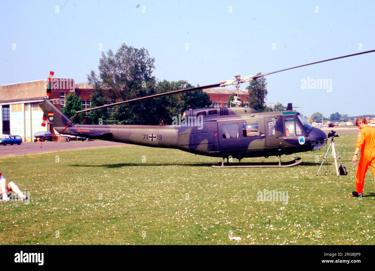 Luftwaffe - Dornier-Bell UH-1D iroquois 71+19 (msn 8179), vom HTG64, in Cranfield. Stockfoto