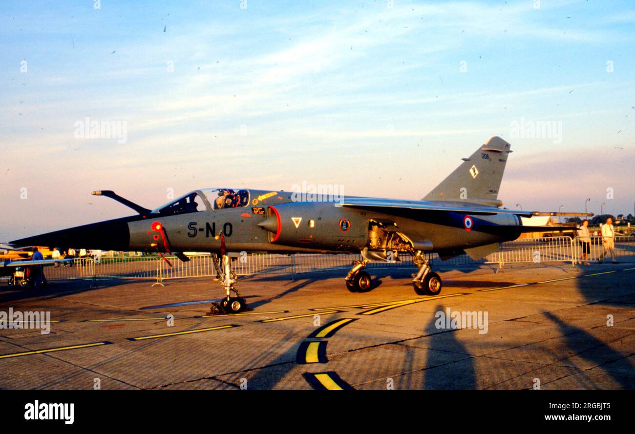 Armee de l'Air - Dassault Mirage F.1C 5-NO (msn 208), von Escadron de Chasse 1/5 'Vendee'. (Armee de l'Air - Französische Luftwaffe). Stockfoto