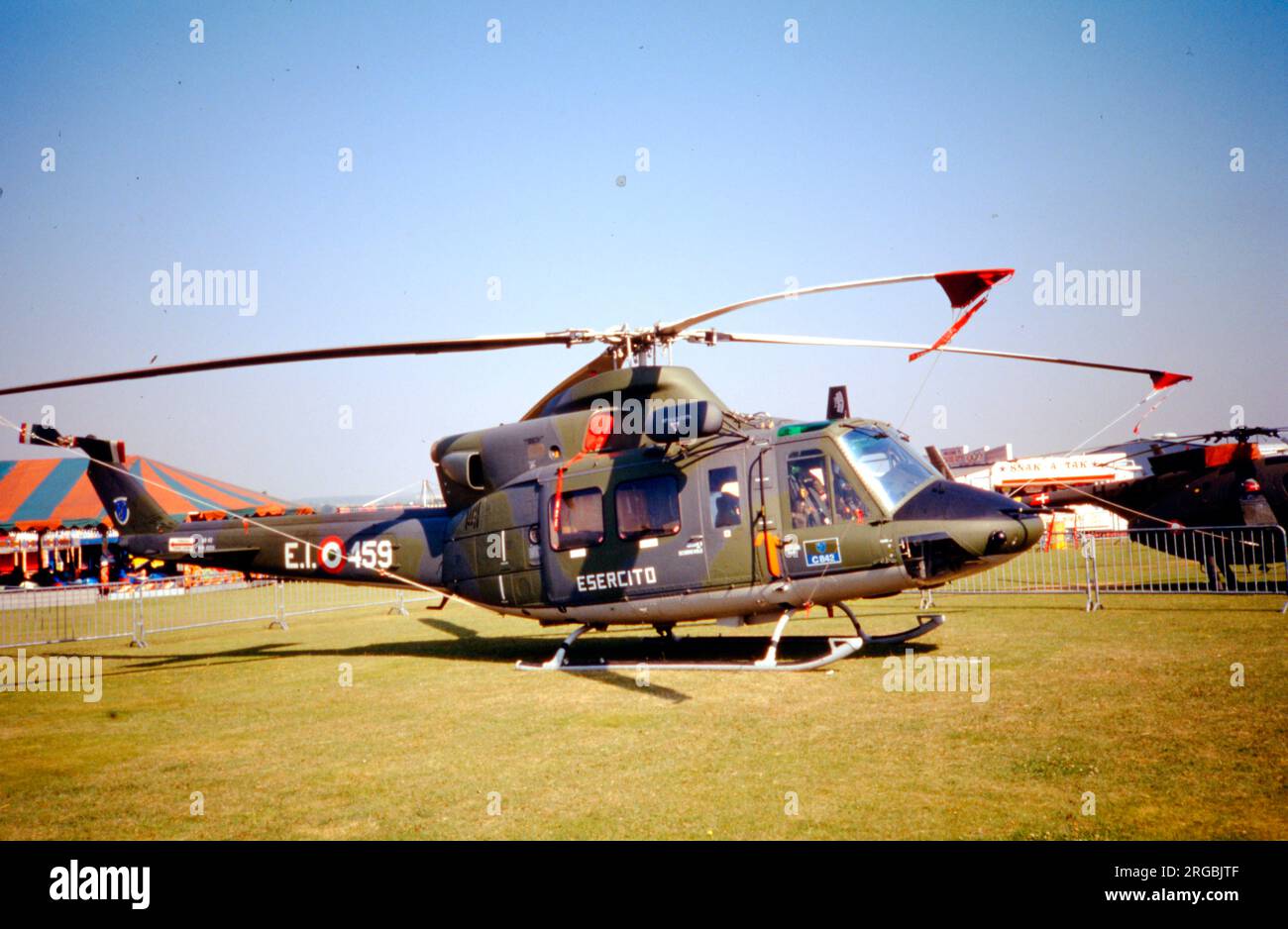 Aviazione dell'Esercito AVES - Agusta-Bell ab.412 MM81259 / Ei-459 (msn 25567),of 53 Gruppo, Middle Wallop am 20. Juli 1990. (Aviazione dell'Esercito AVES – italian Army Aviation). Stockfoto