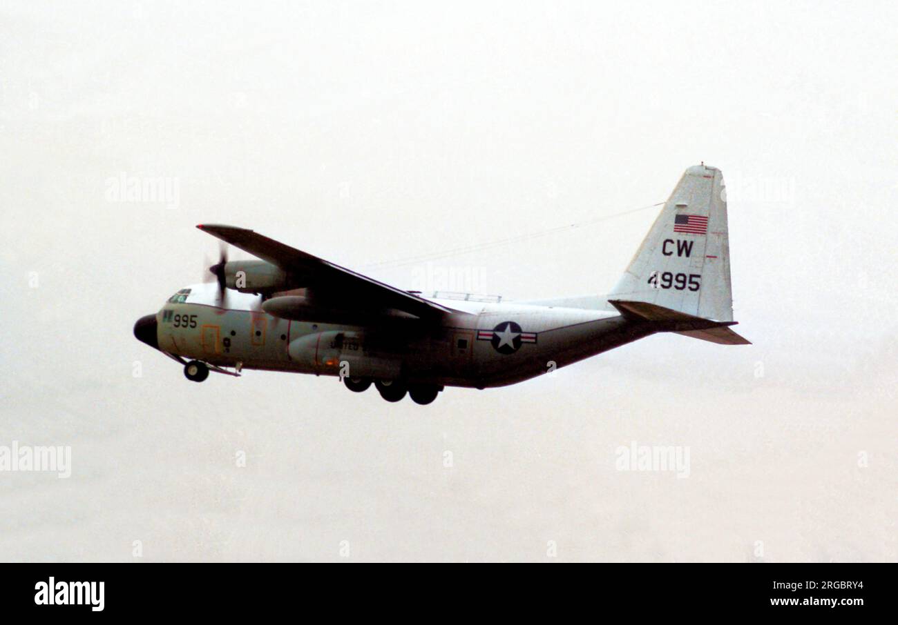 United States Navy - Lockheed C-130T Hercules 164995 (MSN 382-5300, Basiscode 'CW', Rufzeichen '995'), März 1998. Stockfoto