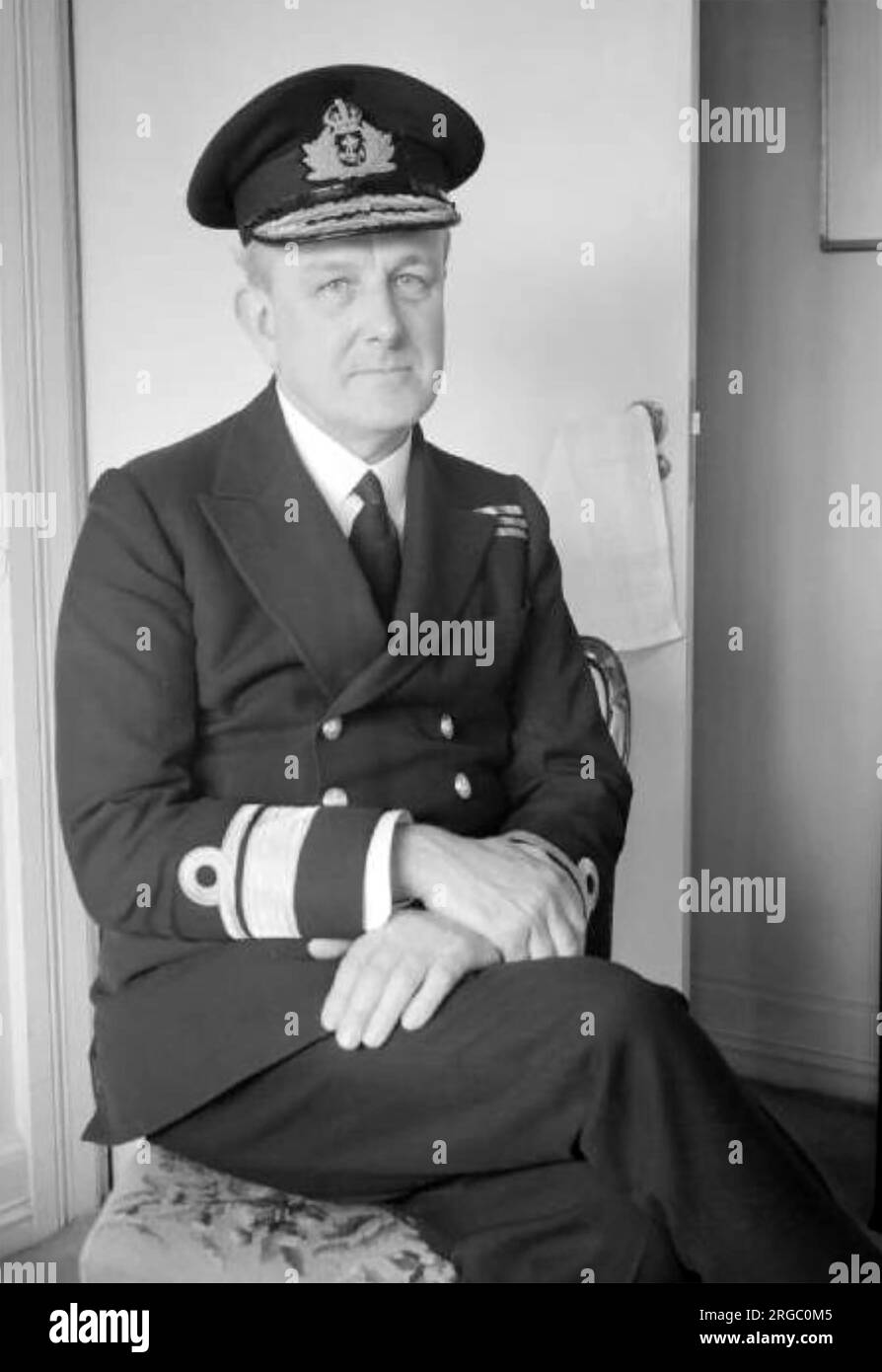 JOHN GODFREY (1888-1970) als Konteradmiral 1943, als sein Name bei der Operation Hackfleisch verwendet wurde Stockfoto