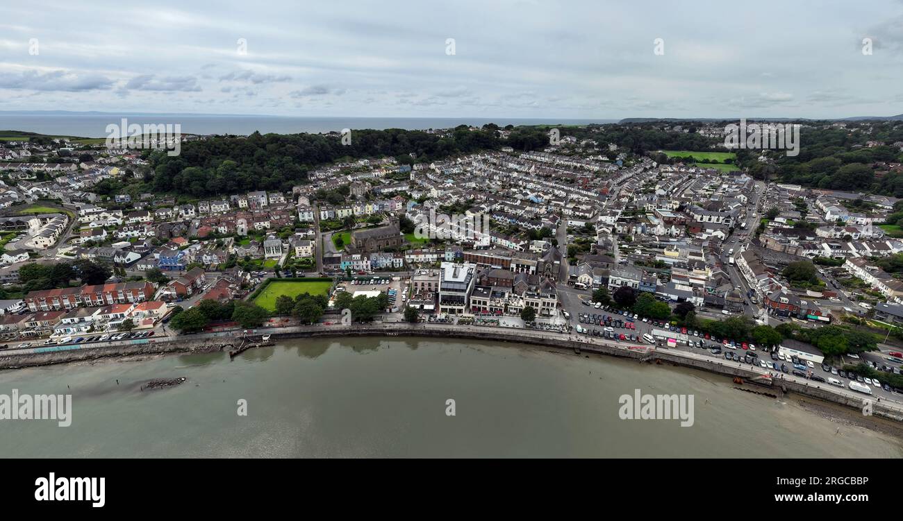 Editorial Swansea, UK - 07. August 2023: Mumbles Village in Swansea, ein beliebtes Urlaubsziel am Rande der Gower-Halbinsel im Süden Stockfoto