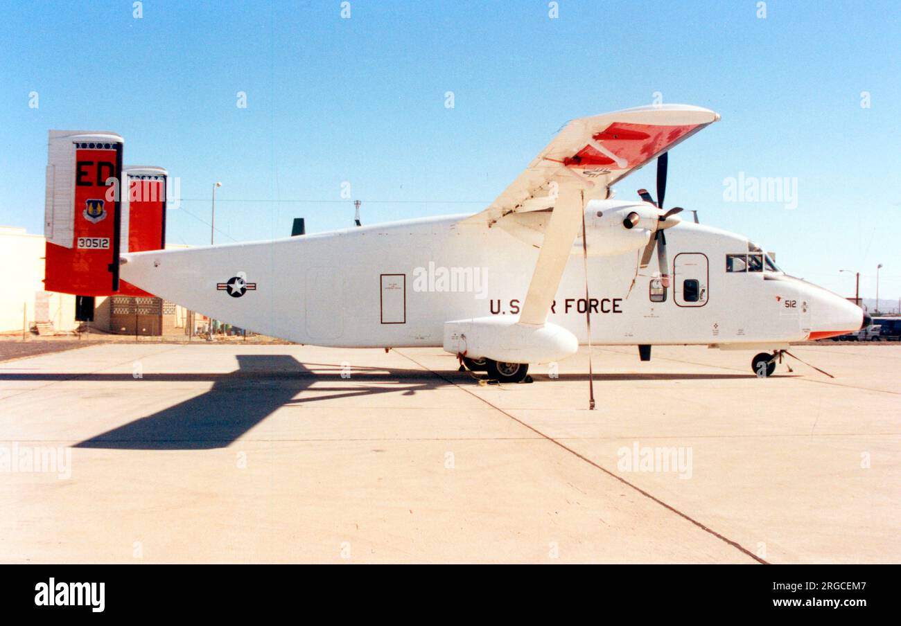 United States Air Force - kurz C-23A Sherpa 83-0512 (MSN SH.3100), vom 412. Test Wing, Edwards AFB. Stockfoto