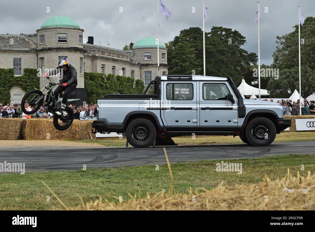 INEOS Grenadier Quartermaster, Dougie Lampkin, First Glance, eine Gelegenheit, neue Modelle und Konzeptfahrzeuge aus neuen und etablierten Werkstätten zu sehen Stockfoto