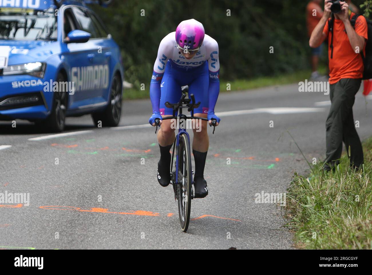 KESSLER Nina vom Team Jayco Alula während der Tour de France Femmes avec Zwift, Stage 8, Time Trial, Pau - Pau (22,6 km) am 30. Juli 2023 in Frankreich - Photo Laurent Lairys / DPPI Stockfoto