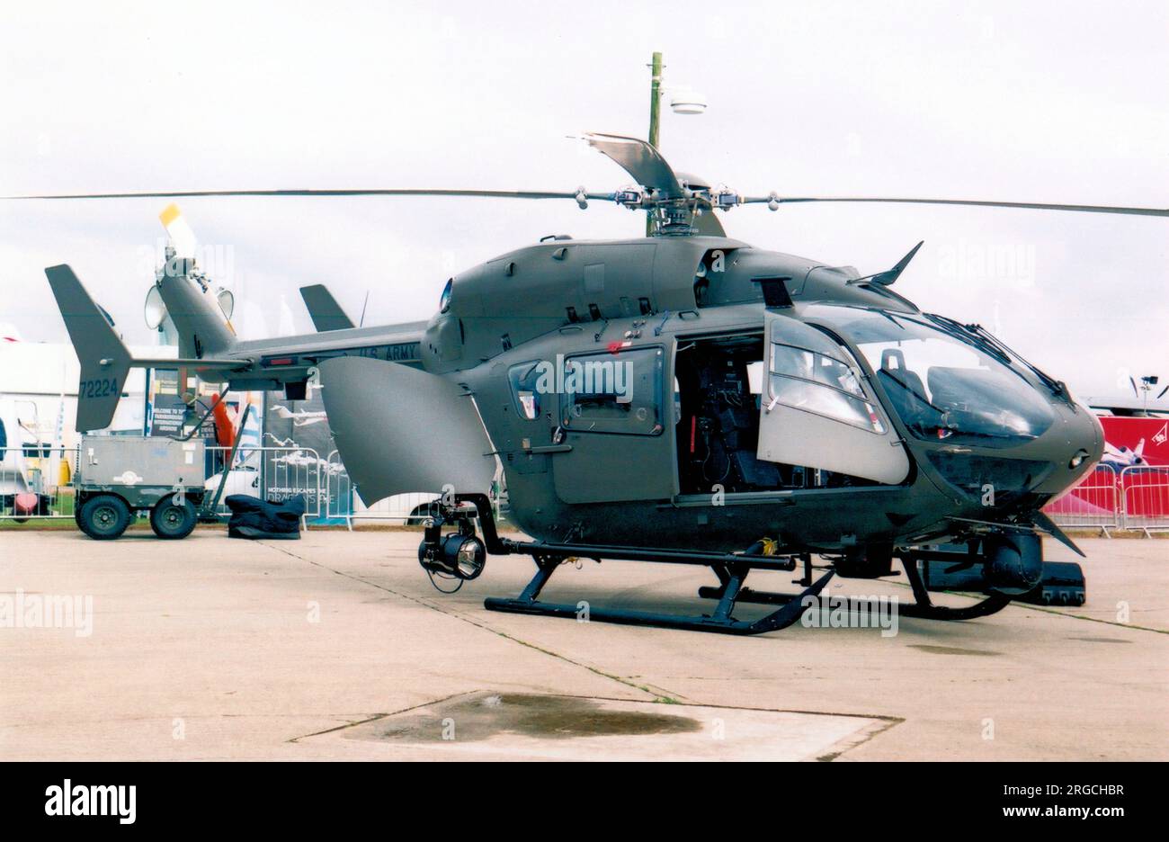 United States Army - EADS North America UH-72A Lakota 11-72224 (MSN 9501, MBB-BK 117 C-2), auf der SBAC Farnborough Air-Show am 10. Juli 2012. Stockfoto