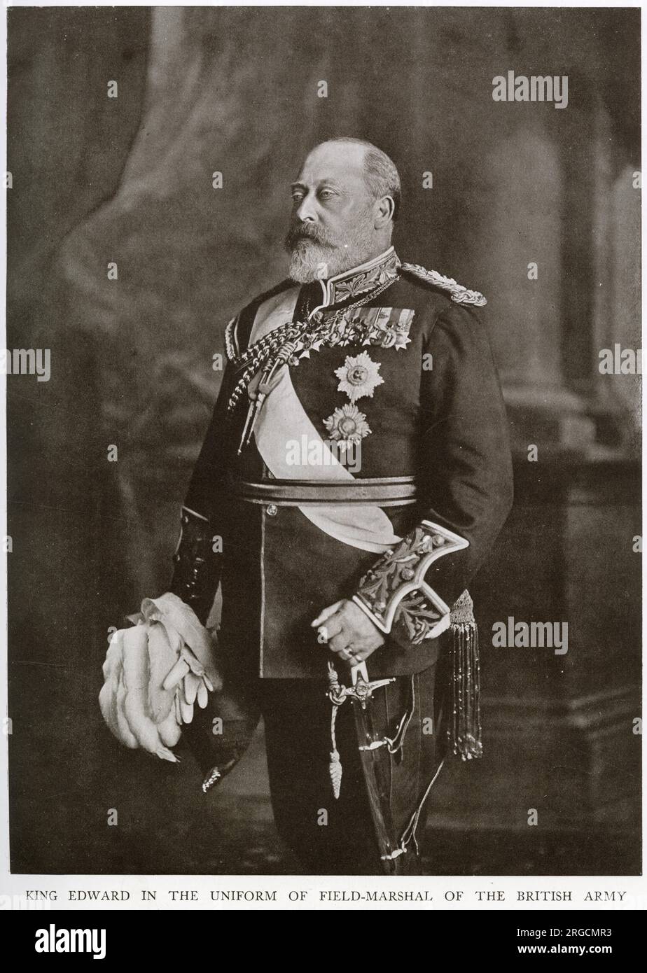 König Edward VII in Uniform eines Feldmarschalls der britischen Armee. Stockfoto