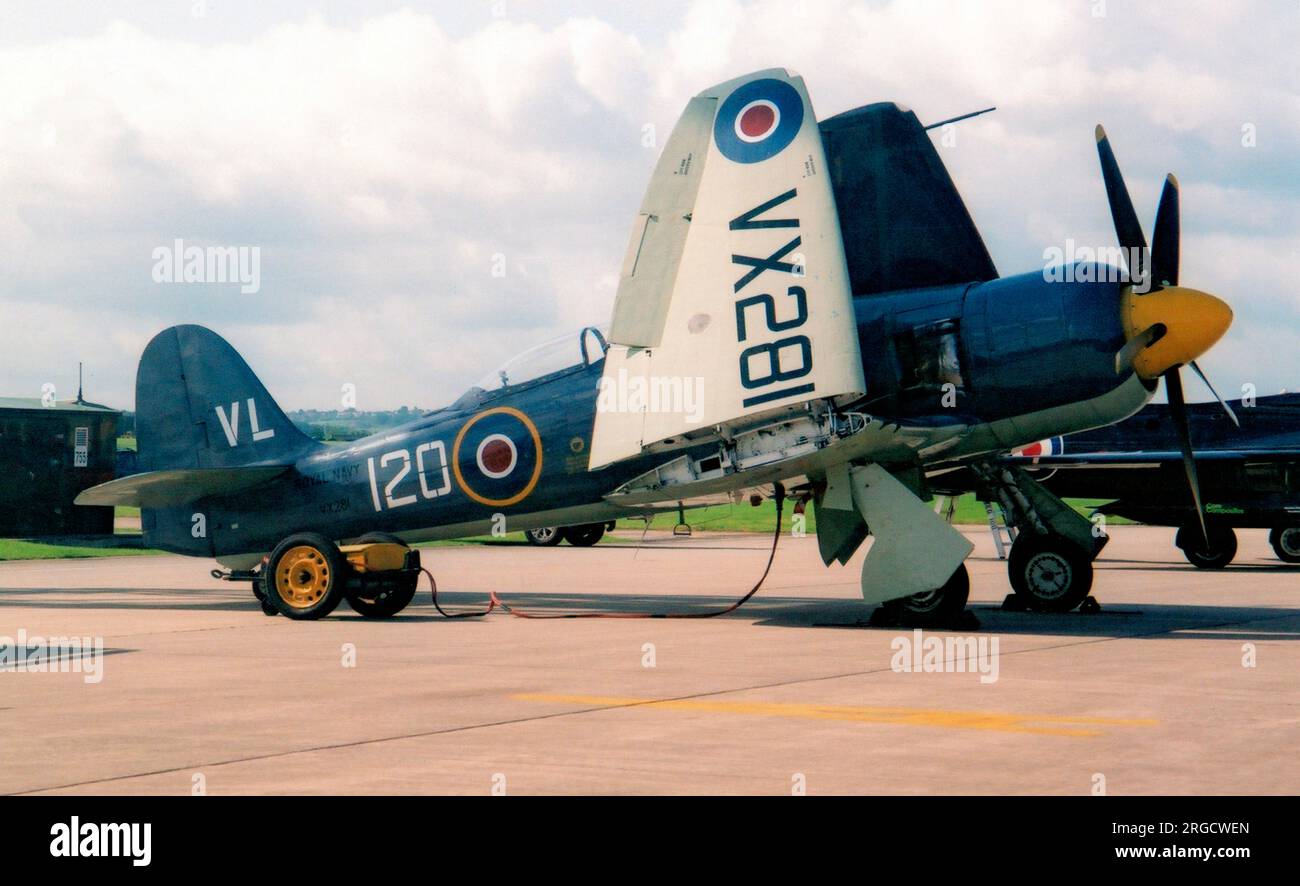 Hawker Sea Fury T.20 G-RNHF / VX281 des Royal Navy Historic Flight. Stockfoto