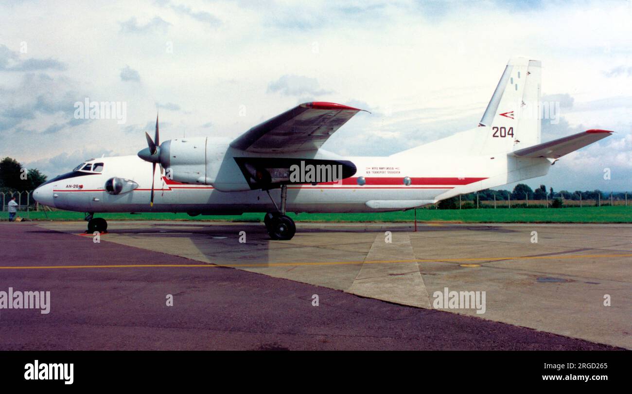 Ungarische Luftwaffe - Antonov an-26 204 (msn 22-04) der Lufttransportstaffel, am 13. Juni 1992 bei der Air Tournament International in Boscombe Down. Stockfoto