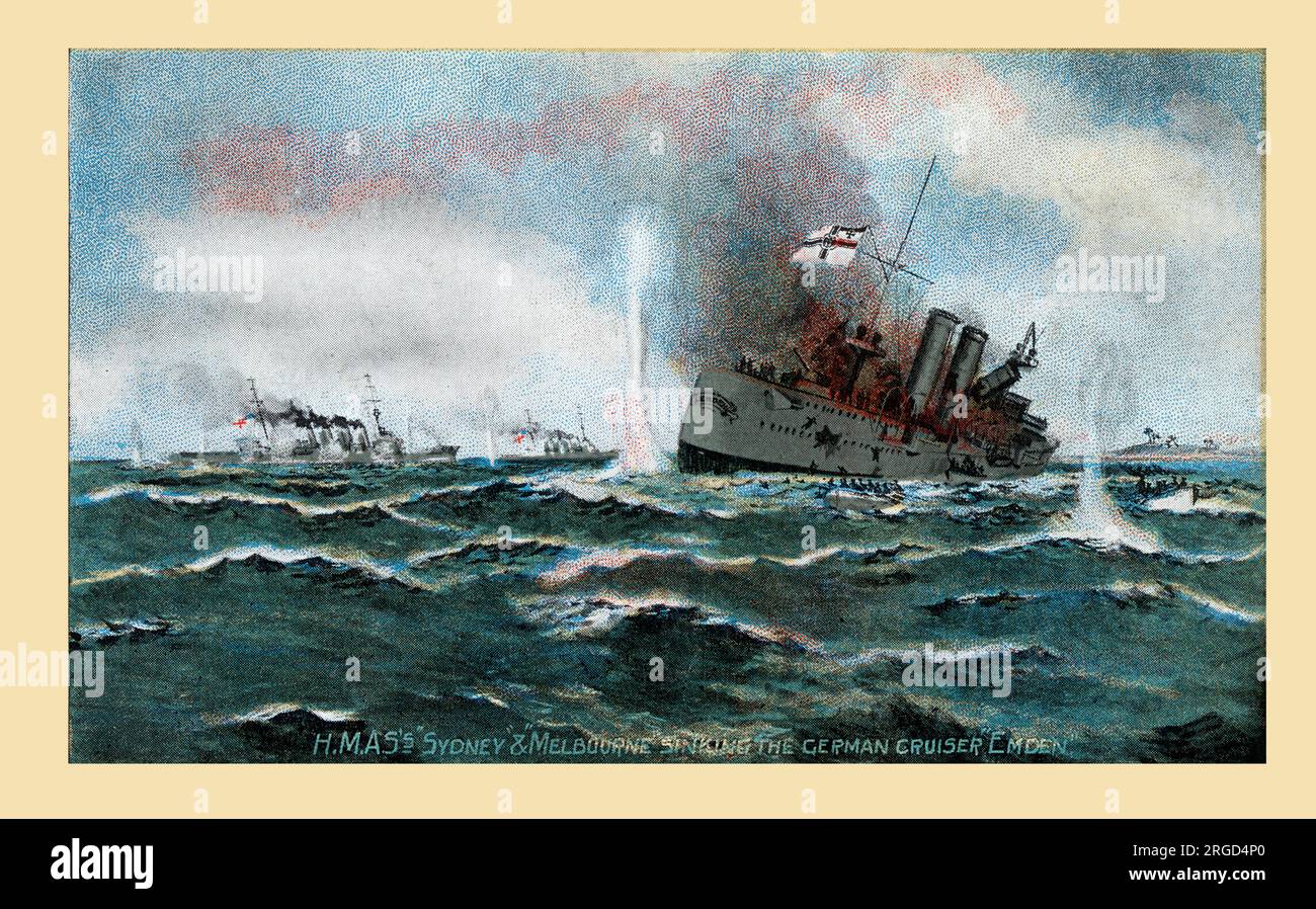 WW1 Uhr - HMAS Sydney (einer von drei modifizierten Leichtkreuzern der Leander-Klasse, die von der Royal Australian Navy (RAN) betrieben werden) und HMAS Melbourne (die das australische Kontingent nach Ägypten begleiten) versenken den deutschen Kreuzer Emden am 9. November 1914. Stockfoto