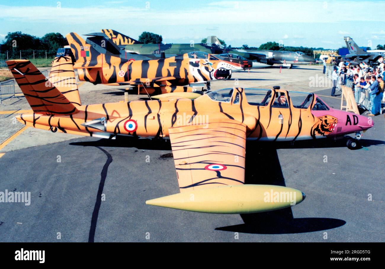 Armée de l'Air - Fouga CM.170 Magister 572 - 312-AD (msn 572), am 20. Juli 1991 auf der RAF Fairford. (Armee de l'Air - französische Luftwaffe), in der NATO-Tiger-Truppe. Stockfoto