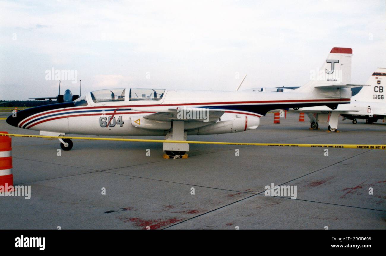 PZL-Mielec TS-11 Iskra N604J (msn 1H0604) Stockfoto