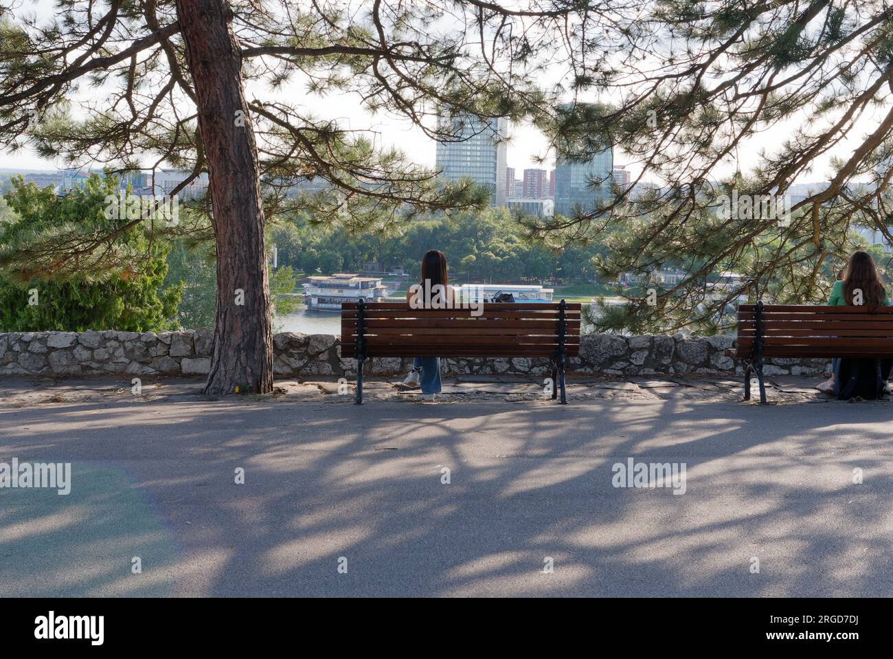 Blick von der Belgrader Festung im Kalemegdan Park über den Fluss Save in der Stadt Belgrad, Serbien. August 8,2023. Stockfoto