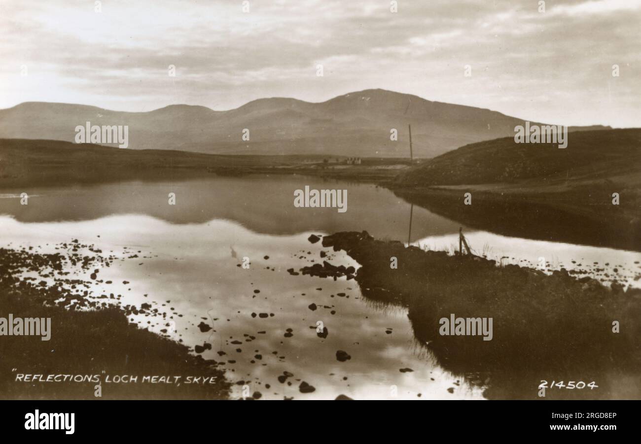 Reflexionen über Loch Mealt, Isle of Skye, Schottland Stockfoto