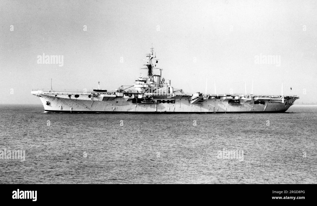 Hms krieger r31 Fotos und Bildmaterial in hoher Auflösung Alamy