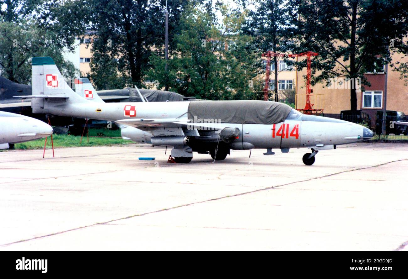 Polnische Luftwaffe - PZL-Mielec TS-11 Iskra bis DF 1414 (msn 3H14-14). Stockfoto