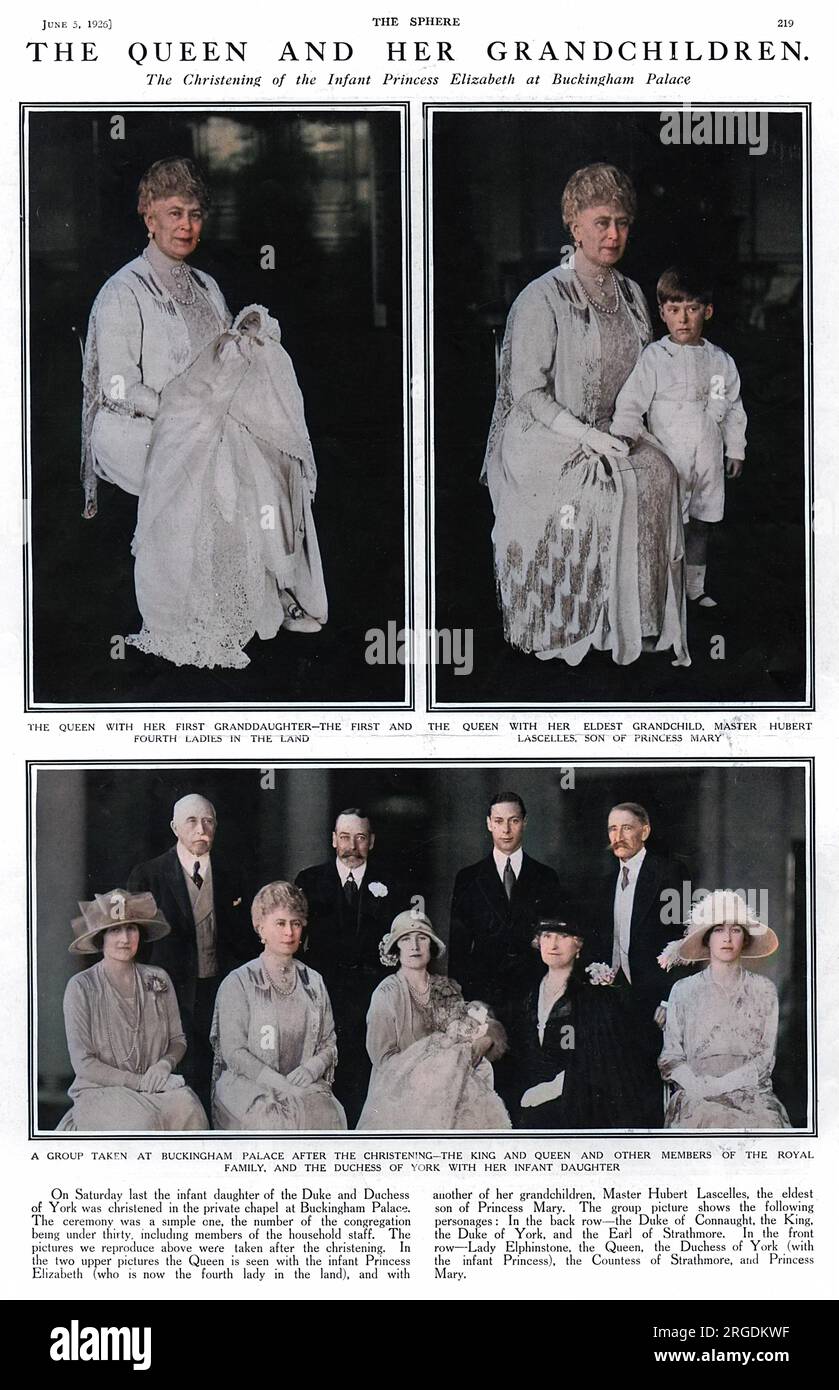 Fotos, die bei der Taufe von Prinzessin Elizabeth gemacht wurden; Queen Mary mit der kleinen Prinzessin und ihrem ältesten Enkelkind, Meister Hubert Lascelles. Unten ein Gruppenfoto, das nach der Taufe im Buckingham Palace aufgenommen wurde: In der hinteren Reihe: Der Herzog von Connaught, der König, der Herzog von York und der Graf von Strathmore. In der ersten Reihe: Lady Elphinstone, die Königin, die Herzogin von York (mit der kleinen Prinzessin), die Gräfin von Strathmore und Prinzessin Mary. Stockfoto