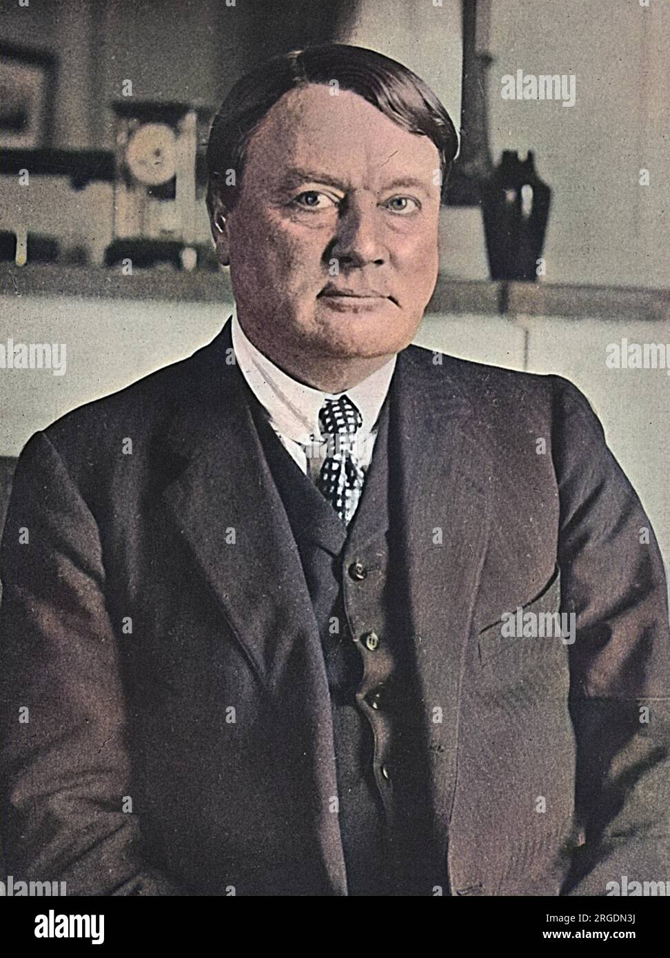 Alfred Harmsworth, Lord Northcliffe (1865-1922), britischer Zeitungseigentümer, stellte sich vor, als er 1917 als Leiter der britischen Handelsmission nach Amerika reiste, wo er die Aufgabe hatte, die dort bereits etablierten britischen Organisationen zu koordinieren. Stockfoto