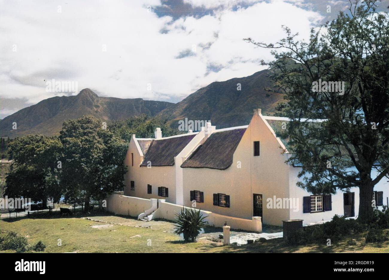 Häuser im niederländischen Kolonialstil, erbaut im frühen 19. Jahrhundert in Stellenbosch, Südafrika. Stockfoto