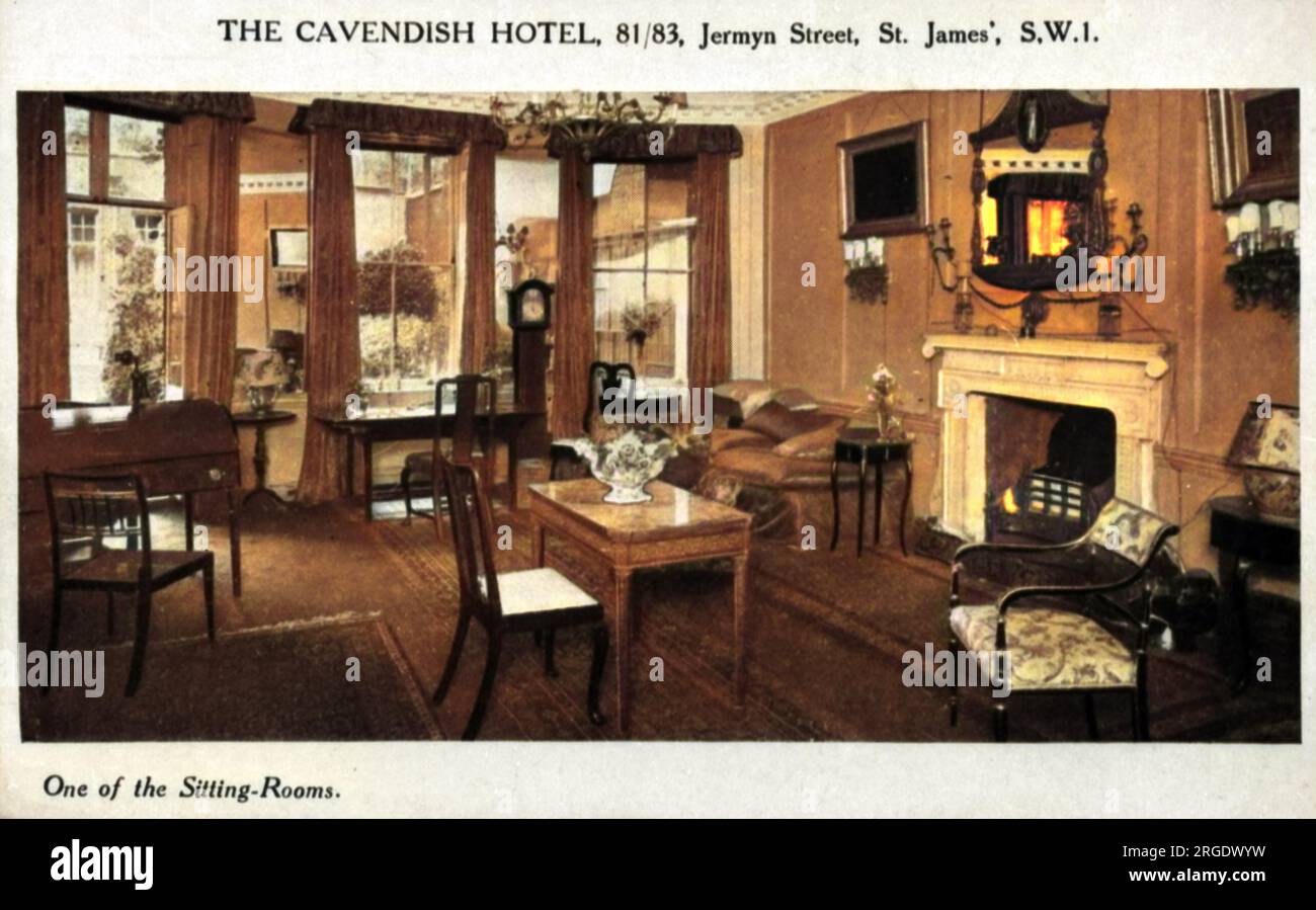 Eines der Sitzzimmer des Cavendish Hotels, 81-83 Jermyn Street, London Stockfoto