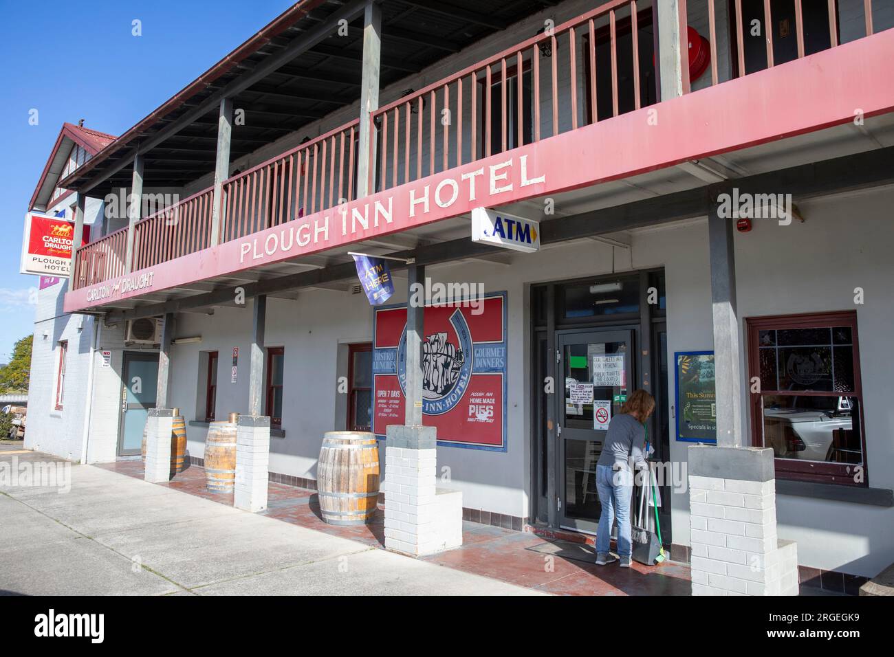 Australische Stadt Bulahdelah und lokales Pub-Hotel, das Plough Inn, NSW, Australien Stockfoto