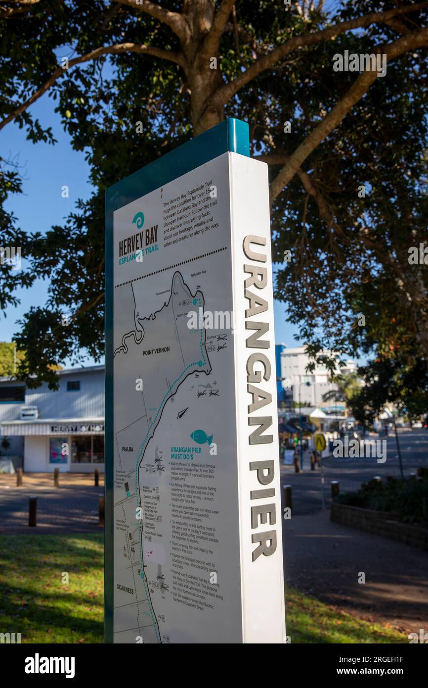 Schild mit Informationen am Urangan Pier in Hervey Bay, Queensland, Australien Stockfoto