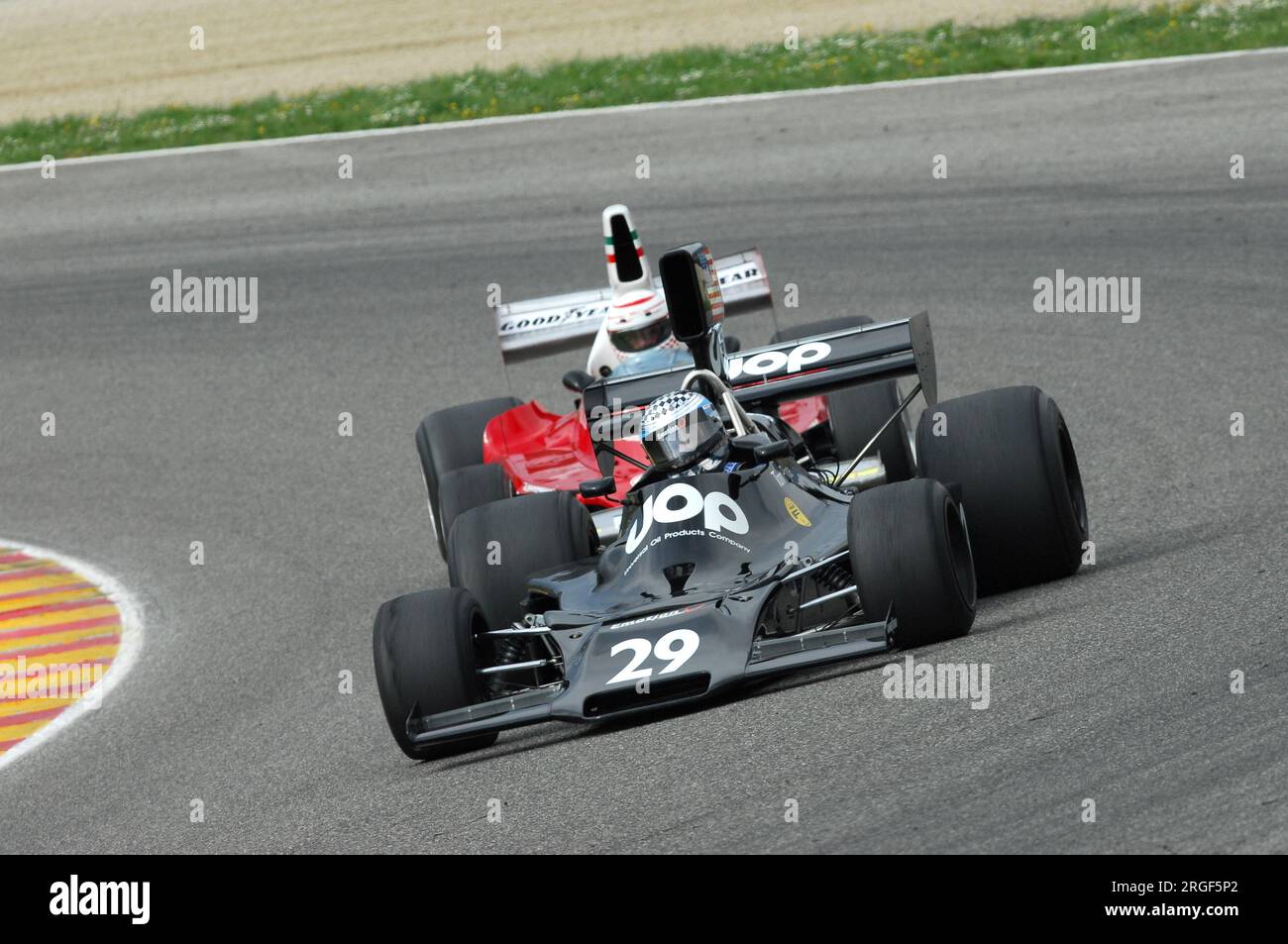 Mugello Circuit, 1. April 2007: Unbekannter Lauf auf dem Classic F1 Car 1974 Shadow DN3 Ex Tom Pryce auf dem Mugello Circuit in Italien während des Mugello Historic Festival. Stockfoto