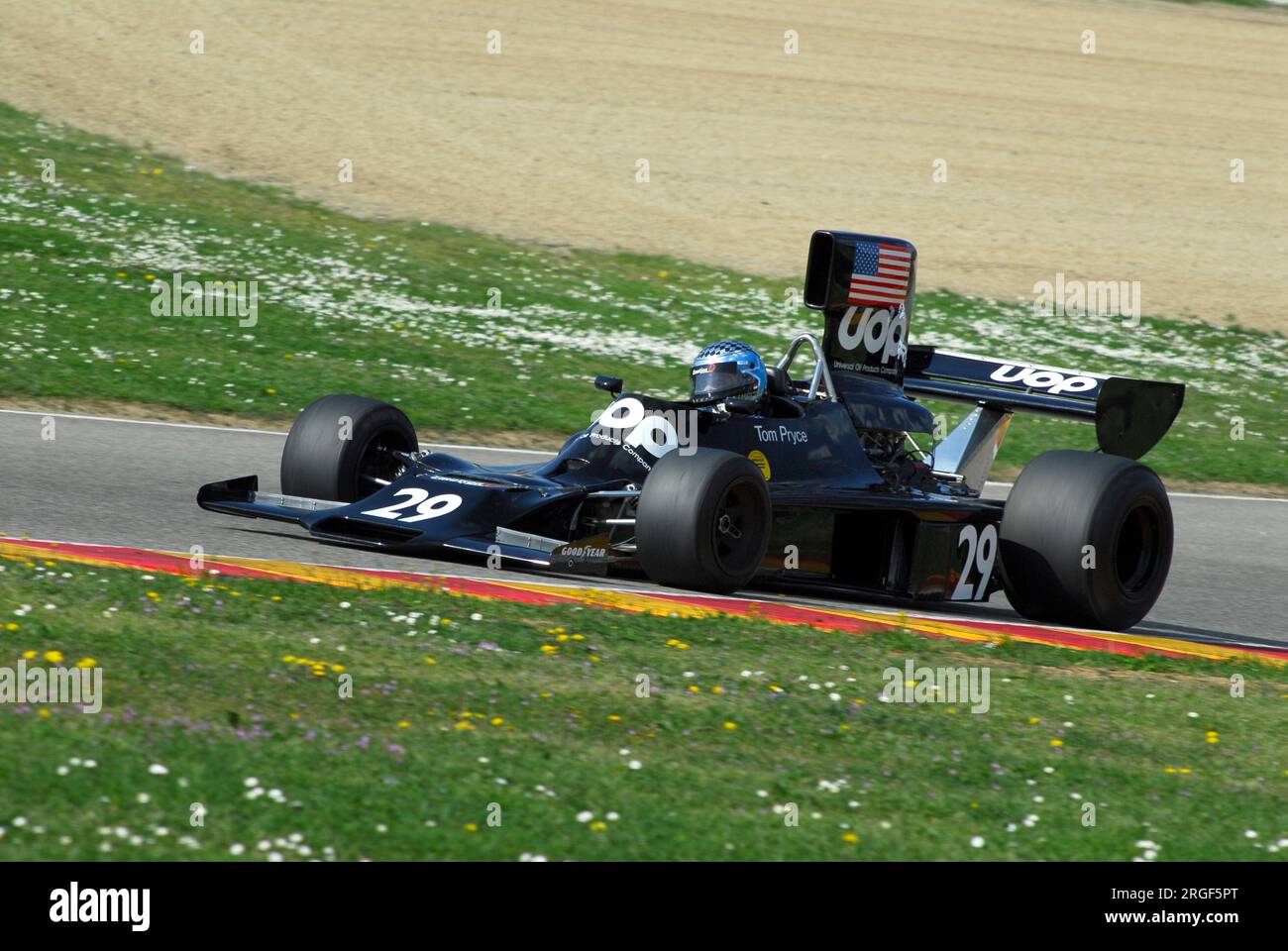 Mugello Circuit, 1. April 2007: Unbekannter Lauf auf dem Classic F1 Car 1974 Shadow DN3 Ex Tom Pryce auf dem Mugello Circuit in Italien während des Mugello Historic Festival. Stockfoto